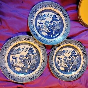 3 Vintage Churchill England Blue Willow Dinner Plates